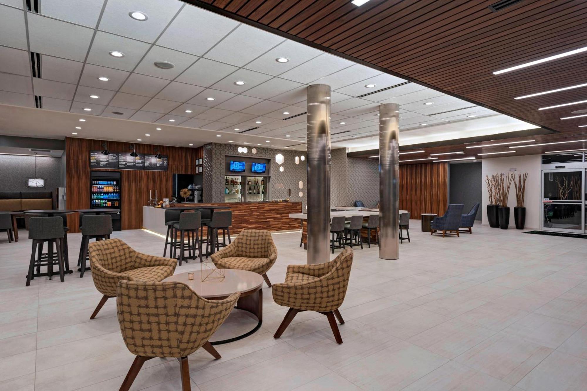 休斯顿舒格兰/普安特湖万怡酒店 外观 照片