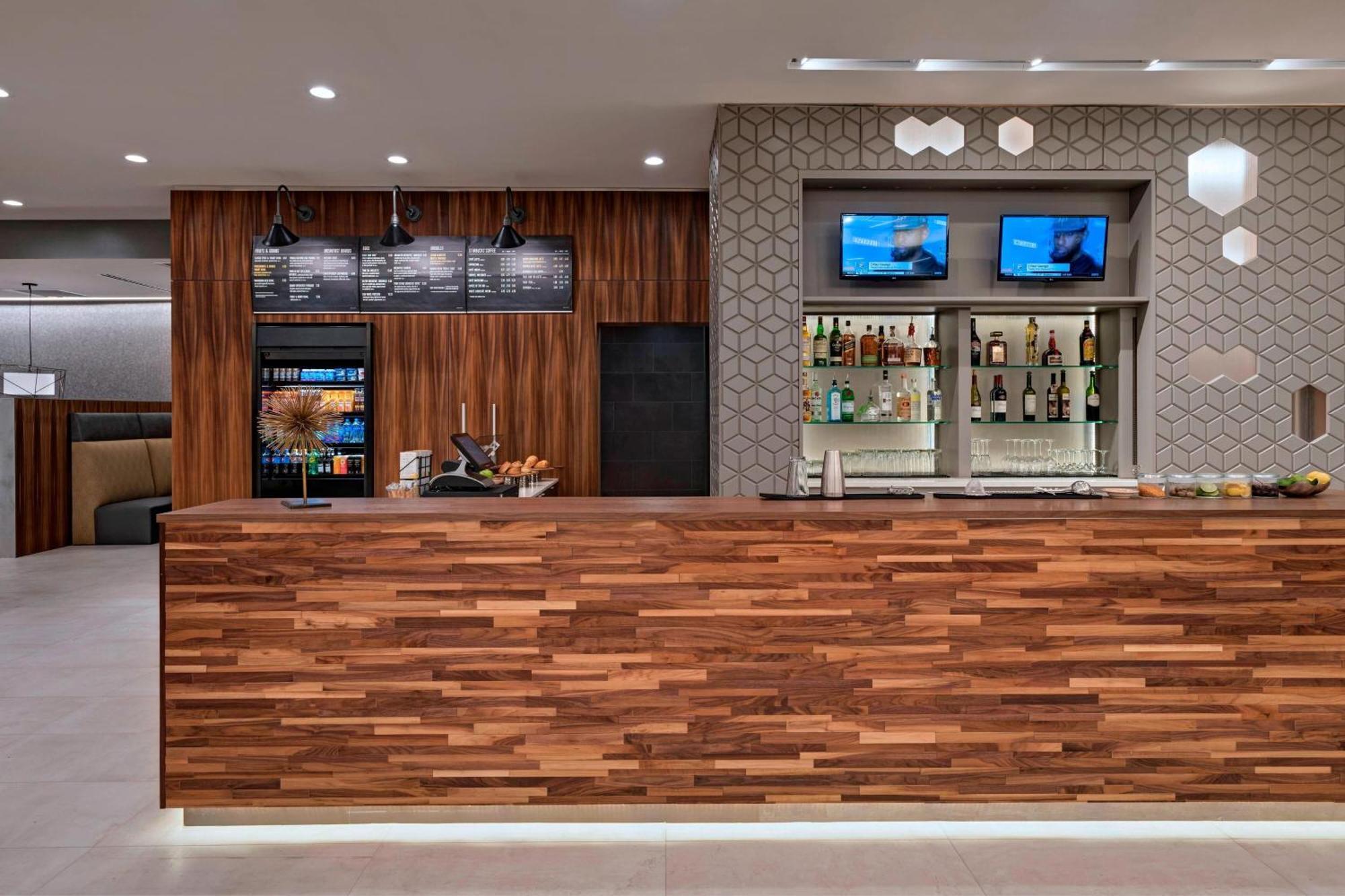 休斯顿舒格兰/普安特湖万怡酒店 外观 照片